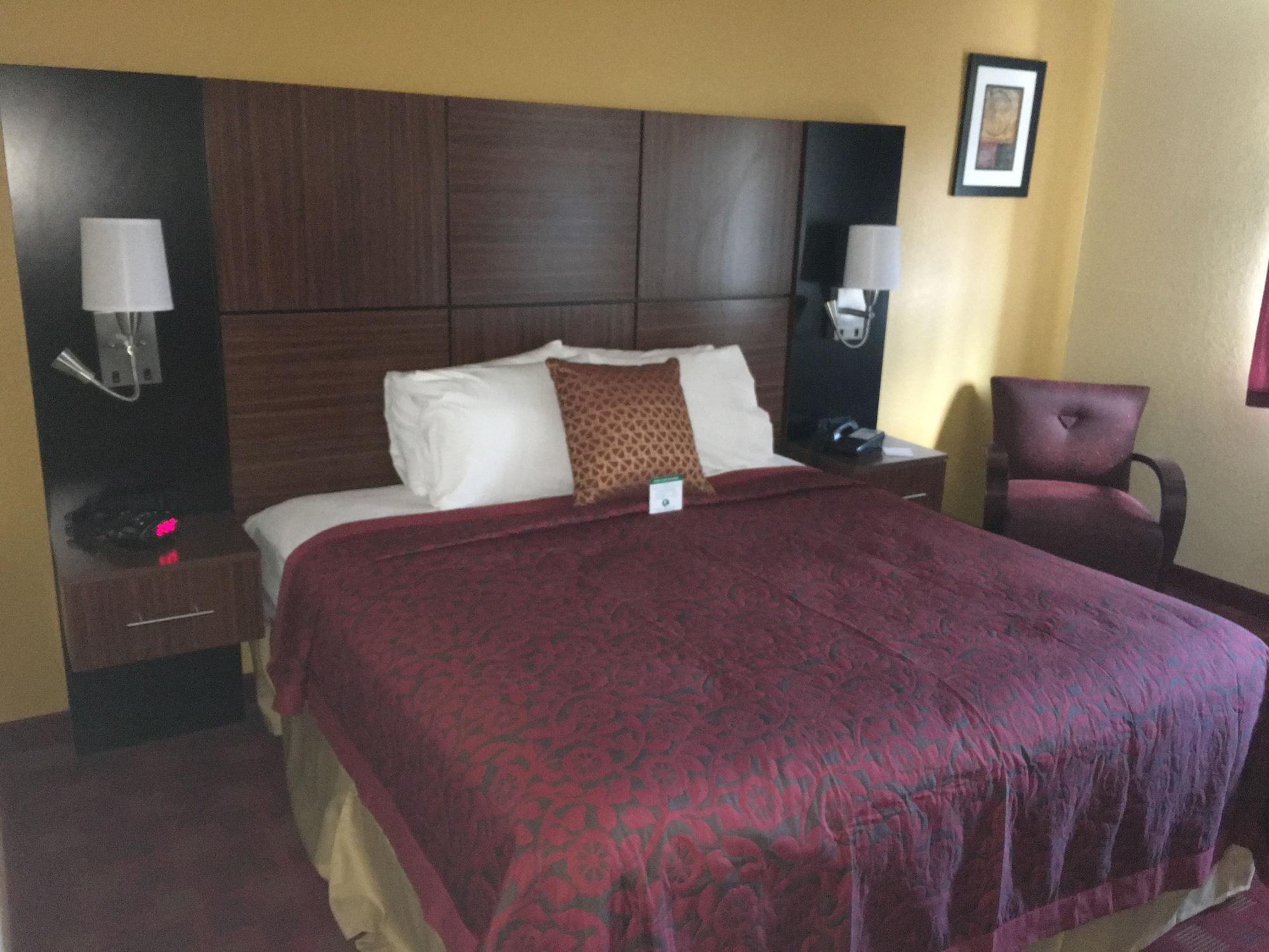 Days Inn By Wyndham Leominster/Fitchburg Area Buitenkant foto